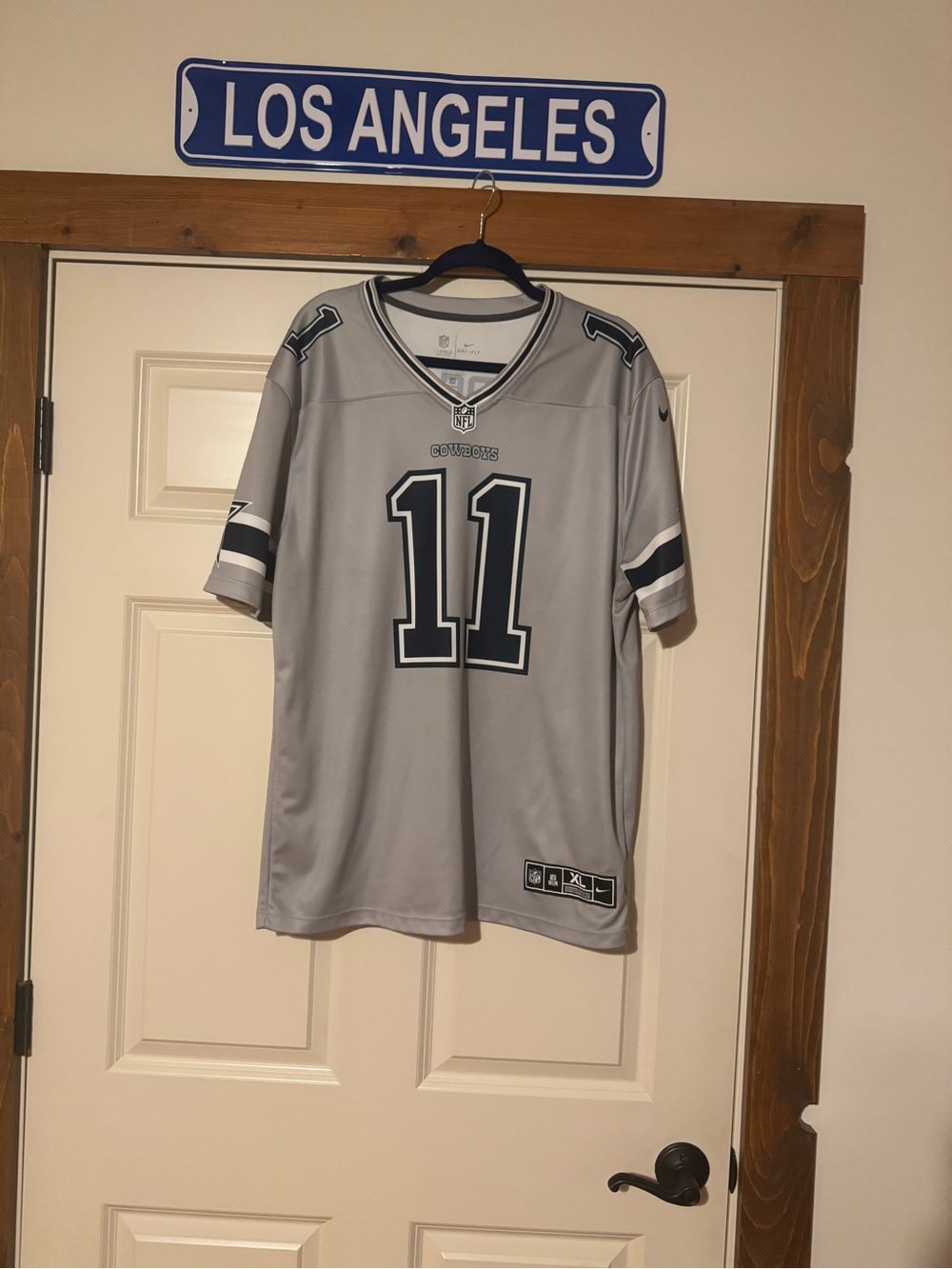 Nike Men’s Micah Parsons Dallas Cowboys Inverted Legend Dri-Fit Jersey